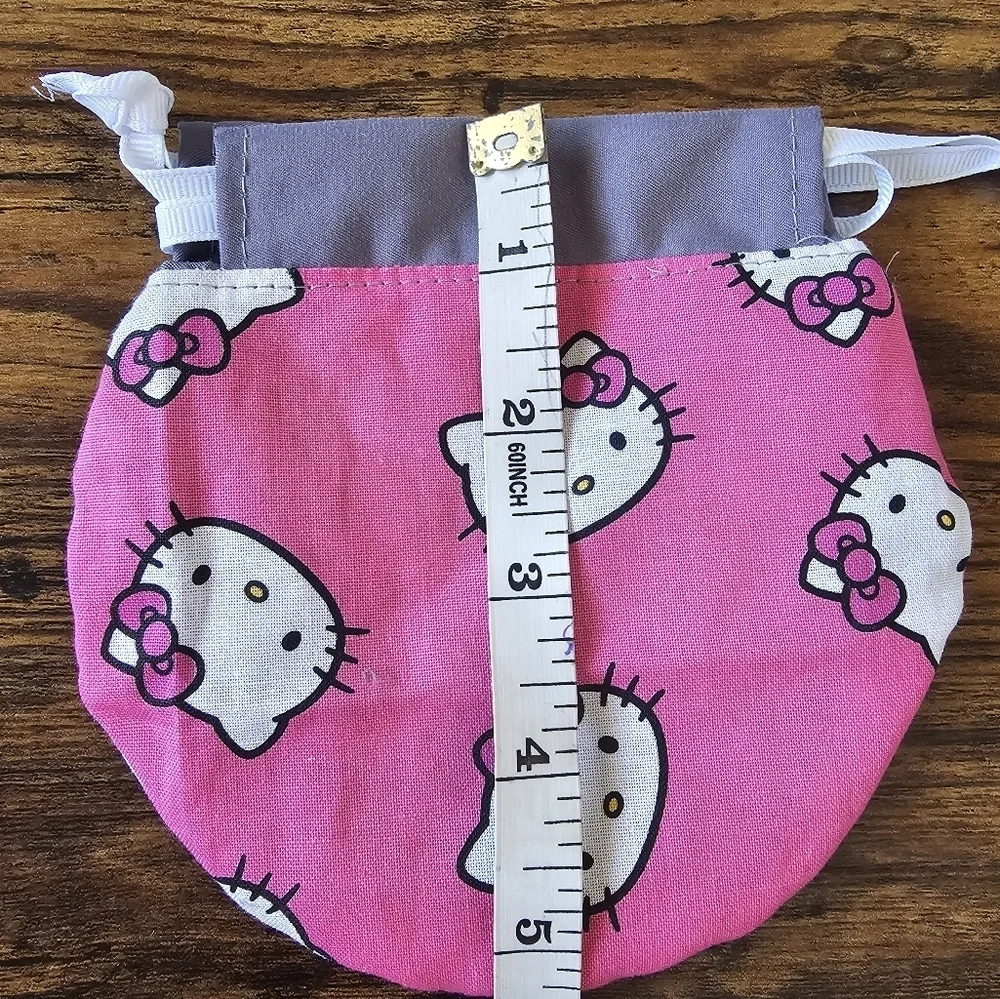 Hello Kitty Mini Pouch Party  Bag. 10 Pcs For $25.00